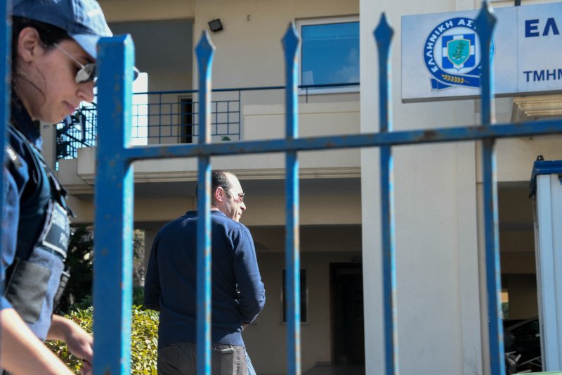 Ο Παναγιώτης Ηλιόπουλος παραδόθηκε στο ΑΤ Ραφήνας