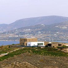 Ο βραβευμένος και αειθαλής Κρατήρας