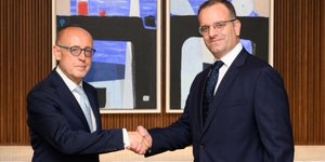 Δρ. Άρις Καρυτινός CEO PRODEA Investments, Δρ. Βασίλειος Χατζίκος, CEO Siemens Α.Ε.