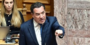 Ο Αδωνις Γεωργιάδης στη Βουλή