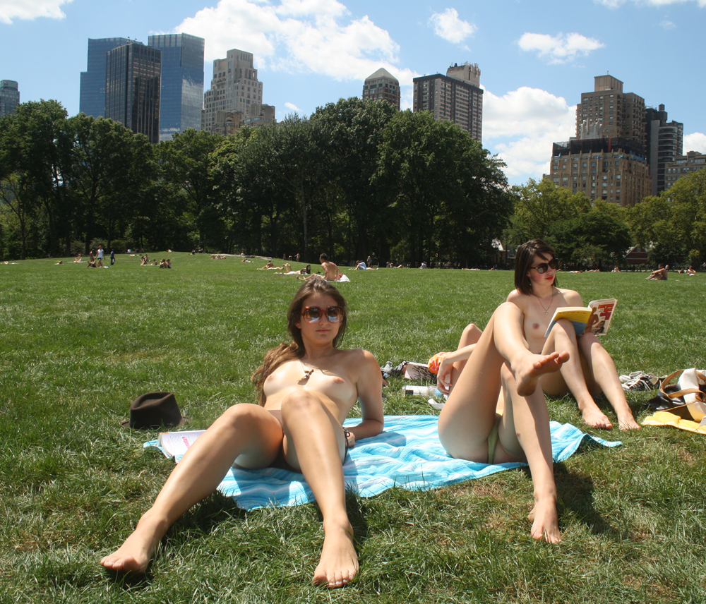 Central park nudes