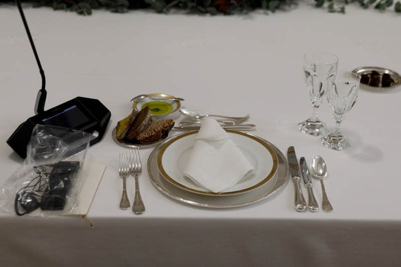 The plate of the guests in the Presidential Palace