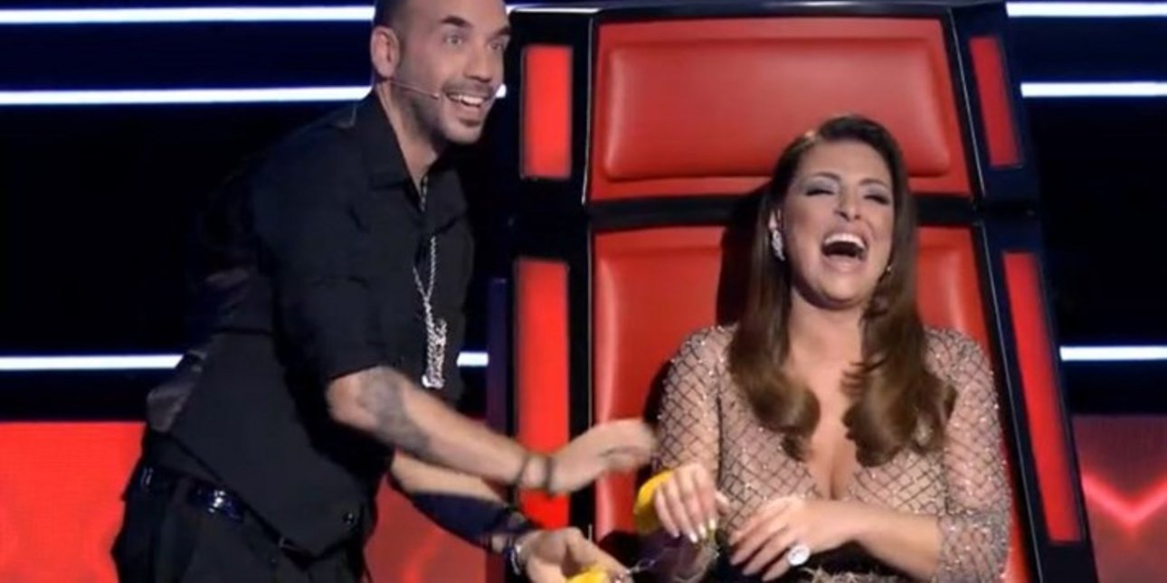 The Voice: Ο Πάνος Μουζουράκης πέρασε... χειροπέδες στην ...