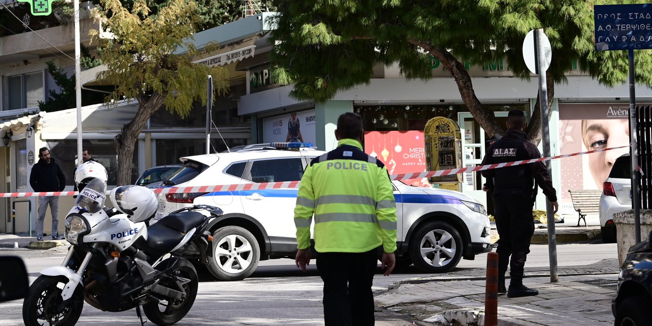 Το σημείο όπου έπεσαν οι πυροβολισμοί στην Γλυφάδα