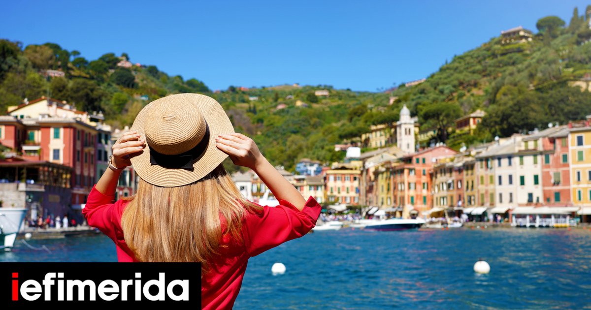 La famosa città italiana vieta i selfie ai turisti: devono pagare una multa di 275 euro