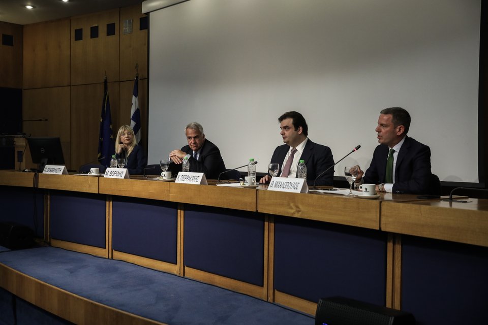 Συνέντευξη Τύπου Βορίδη, Πιερακκάκη και Γεν. Διευθυντή της Microsoft σε Ελλάδα, Κύπρο και Μάλτα / Eurokinissi