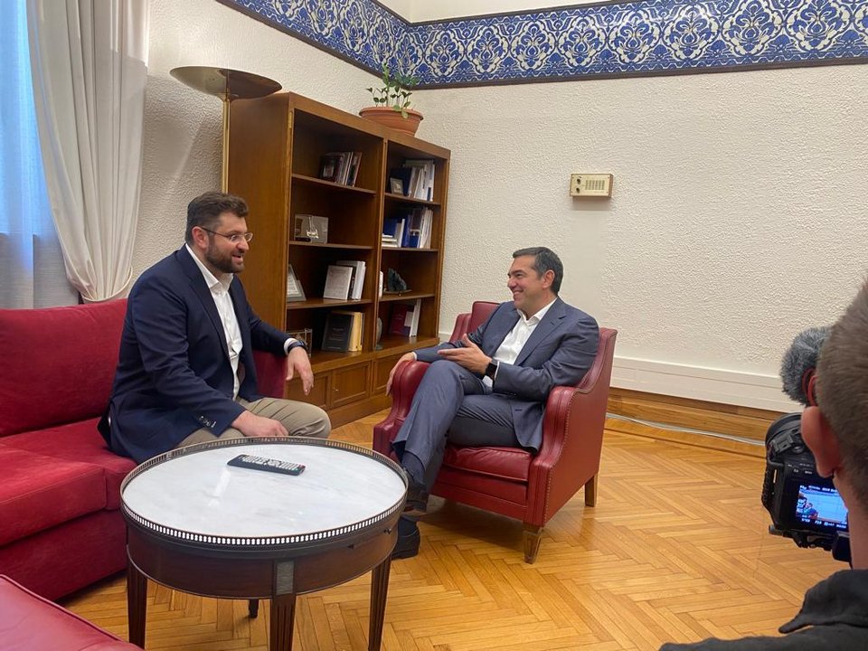 Ο υποψήφιος δήμαρχος Αθηναίων και πρώην βουλευτής Κώστας Ζαχαριάδης επισκέφτηκε τον πρώην πρόεδρο του ΣΥΡΙΖΑ Αλέξη Τσίπρα