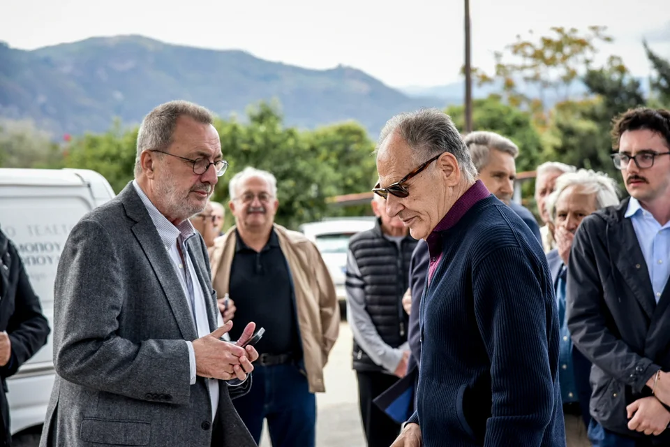 Ο Κώστας Λαλιώτης στην κηδεία της Βάσως Παπανδρέου