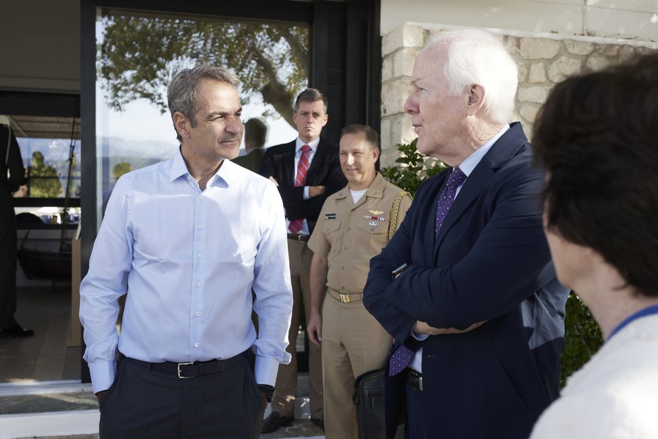 Τετ α τετ του Κυριάκου Μητσοτάκη με Αμερικανούς γερουσιαστές