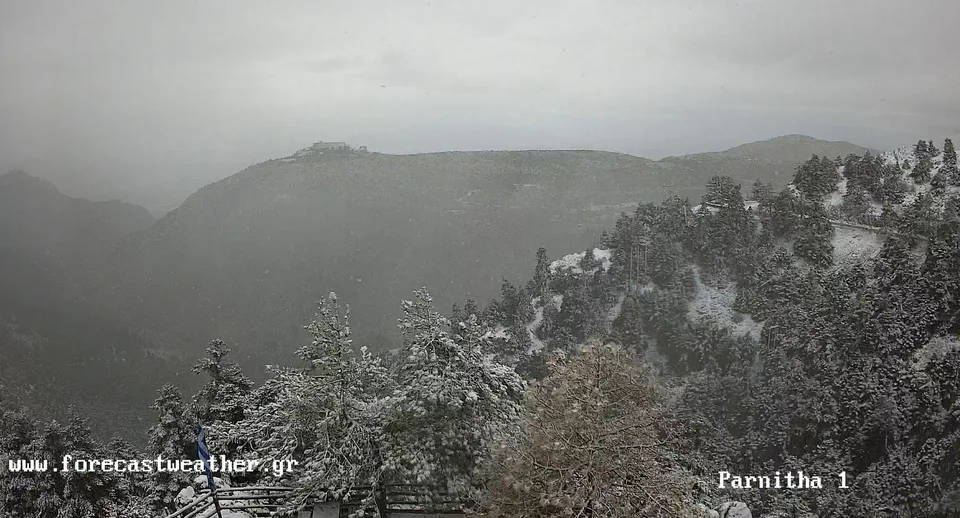 Χιόνια στην ανατολική πλευρά της Πάρνηθας / Weather Forecast Greece