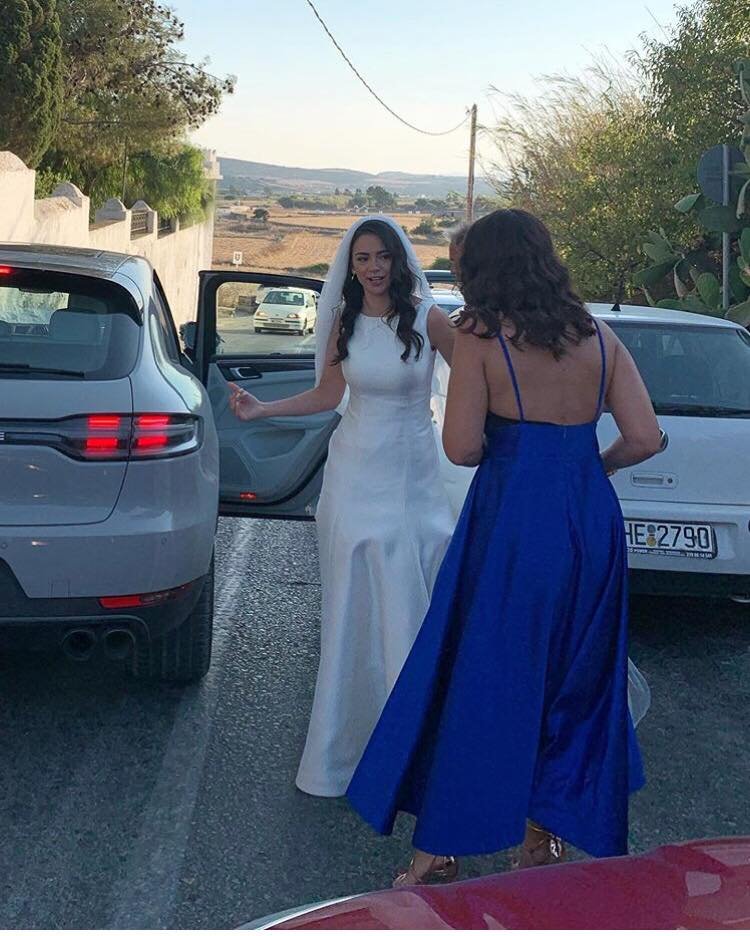 Ελένη Καρβέλα