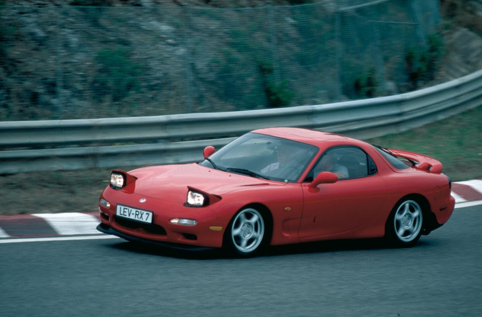 Mazda RX-7: Το μοντέλο που καθιέρωσε τον κινητήρα Wankel