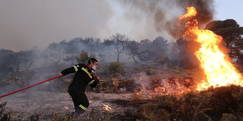 Fwtia Teleytaia Nea Kai Eidhseis Gia Peristatika Fwtias Apo To Iefimerida Gr