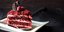 Λαχταριστό κομμάτι κέικ red velvet