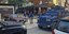 Ενοπλοι φρουροί έξω από ξενοδοχείο στο Κόσοβο