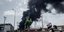 Το μαύρο μανιτάρι καπνού από τη μεγάλη φωτιά σε εργοστάσιο στη Κάτω Κηφισιά
