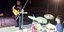 Ο 11χρονος Δημήτρης που έπαιξε ντραμς στη συναυλία των Πυξ Λαξ στα Χανιά