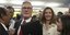 Ο ηγέτης του Εργατικού ΚόμματοςΚιρ Στάρμερ με τη σύζυγό του Βικτώρια μετά τον θρίαμβο στις βρετανικές εκλογές 