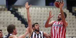 Ολυμπιακός πήρε στο τέλος το ντέρμπι της Α1 με τον ΠΑΟΚ (78-70)