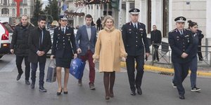 Η Κατερίνα Παπακώστα στο κέντρο της Αθήνας / Φωτογραφία: ΑΠΕ ΜΠΕ