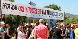 Διαμαρτυρία έκαναν οι σεισμόπληκτοι της Βρίσας