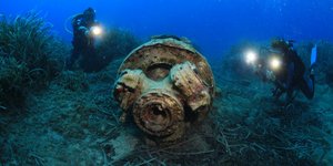 Μια θλιβερή ιστορία κρύβει πίσω του το Stuka που βρέθηκε στον βυθό της Καρπάθου