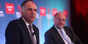 Ο ΥΠΕΞ Γ. Γεραπετρίτης στην 4η Μητροπολιτική Σύνοδο Θεσσαλονίκης που οργανώνει το Economist