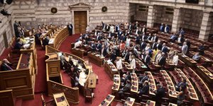 Βουλή συζήτηση για προανακριτική ΟΠΕΚΕΠΕ