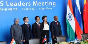 Κοινό ταμείο 100 δισ. δολαρίων δημιουργούν οι BRICS