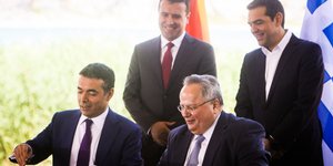 Υπογραφή συμφωνίας/Φωτογραφία: Eurokinissi