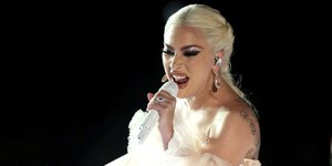 Από ισχυρούς πόνους ταλαιπωρείται η Lady Gaga (Φωτογραφία: AP/ Matt Sayles)