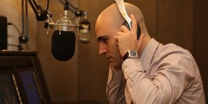 O δημοσιογράφος του ΣΚΑΪ που ξυλοκοπήθηκε εξομολογειται: "Είχα Αγιο..."