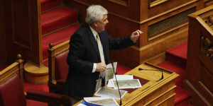 Κατατέθηκε το πολυνομοσχέδιο στη Βουλή τρία λεπτά πριν λήξει η προθεσμία -Προσωρ