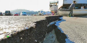 Οι ζημιές στο λιμάνι της Ζακύνθου από το σεισμό / Φωτογραφία: Eurokinissi